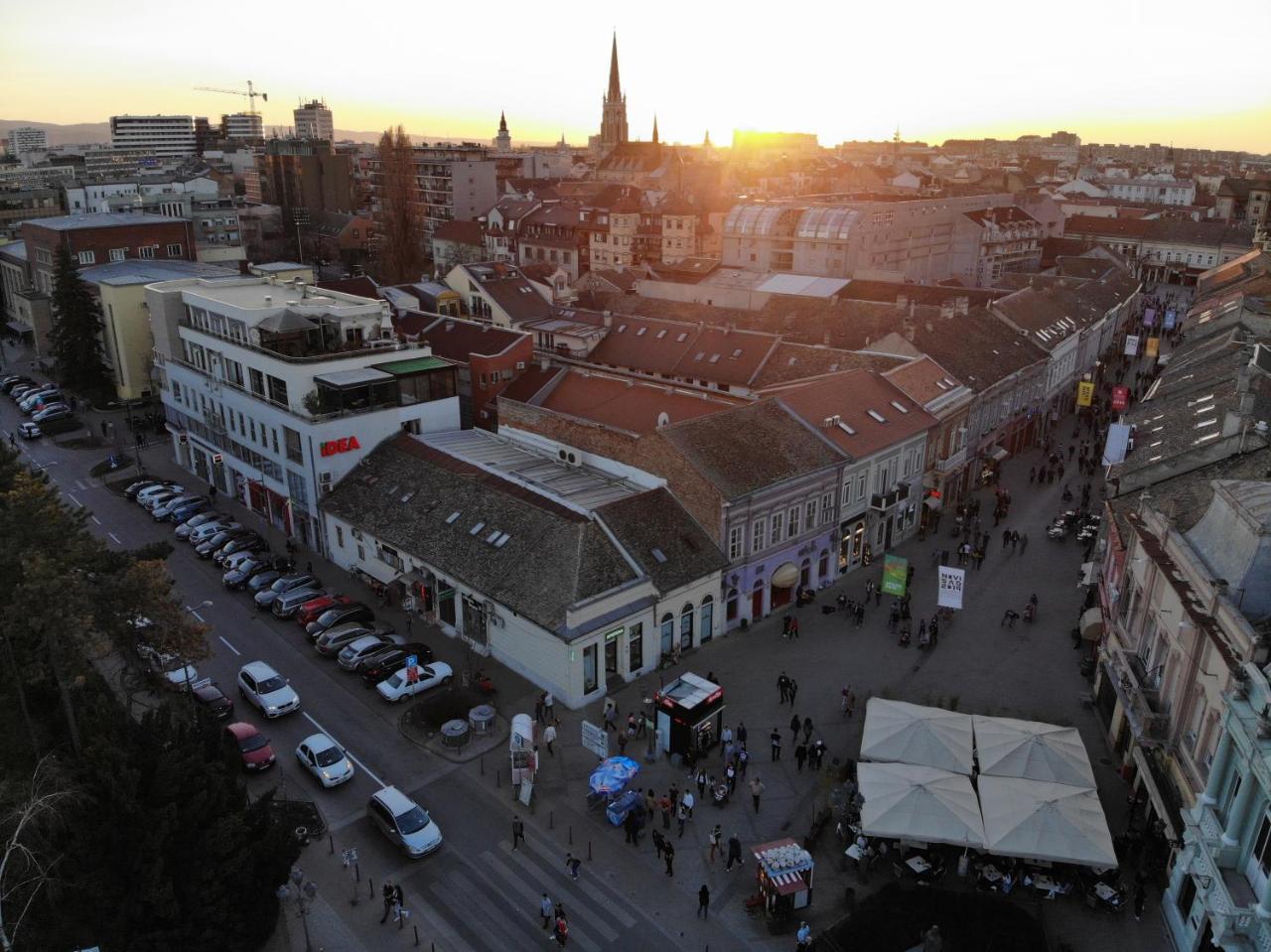 Studio Apartman Ld U Strogom Centru Nowy Sad Zewnętrze zdjęcie